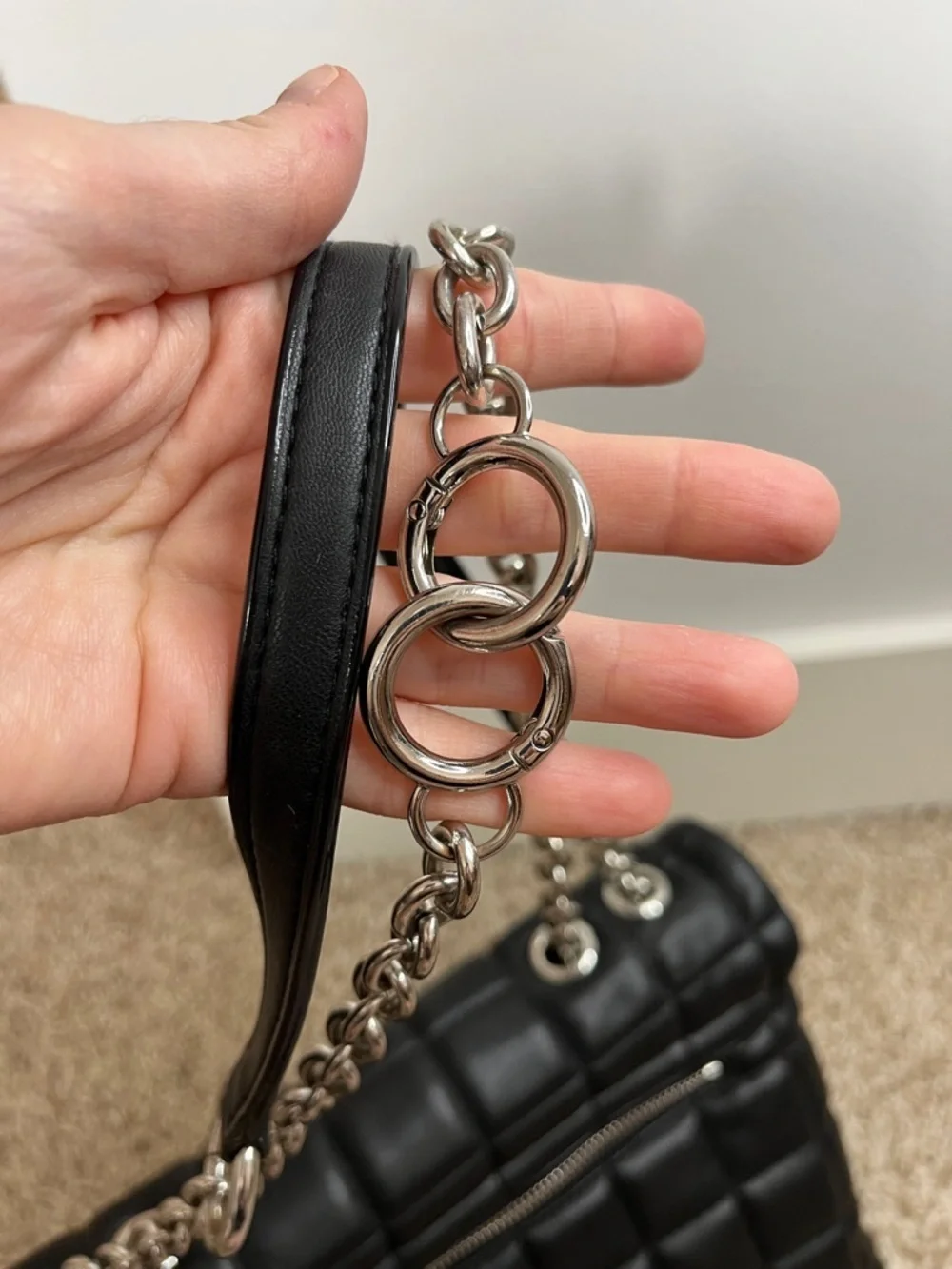 HOUSE OF WANT HOW Black Vinyl Quilted Purse with Chain Handle